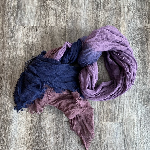 GAP Accessories - Gap Purple Ombré Fringe Scarf